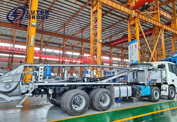 chassis of crane concrete pump truck