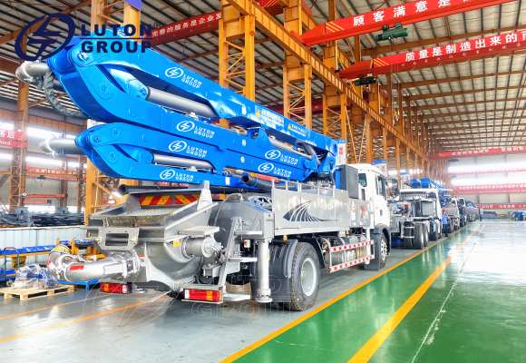concrete crane pump