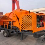 Self Loading Mixer Truck and Trailer Pump to the UAE mixer pump JBS40 to the UAE