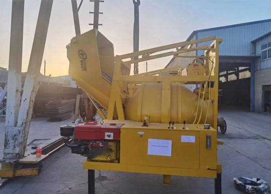 LUTON concrete mixer